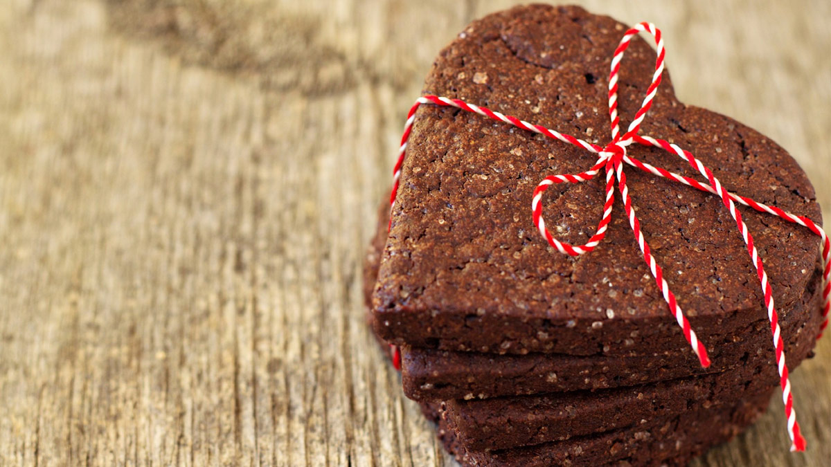 Heart-shaped Chocolate Sugar Cookies