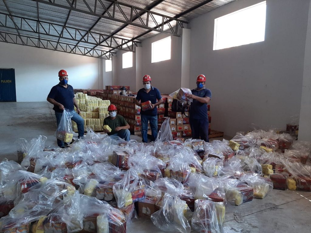 Pachages of food prepared in a warehouse